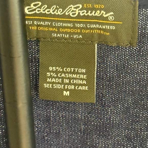 Eddie Bauer Men's Deep Blue Cardigan - Picture 4 of 5